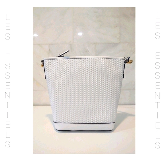 ❗SALE❗🎉 Host Pick 🎉Dooney & Bourke Crossbody - Picture 2 of 9